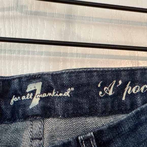 7 for All Mankind ‘A’ Pocket Low Rise Flare Denim Jeans - Picture 2 of 10